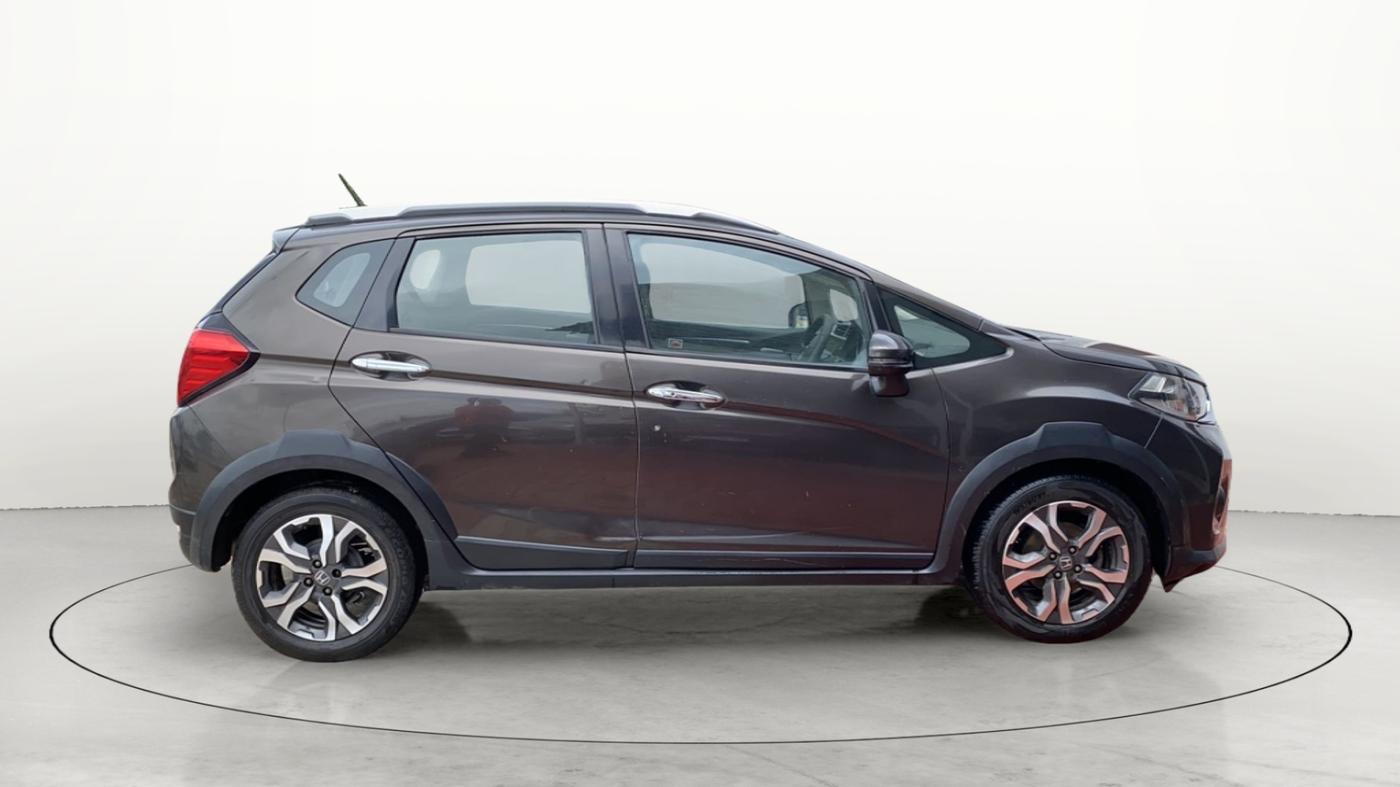 2018 Honda WR-V 1.5L I-DTEC VX MT, Diesel, Manual, 66,361 km, Right Side View
