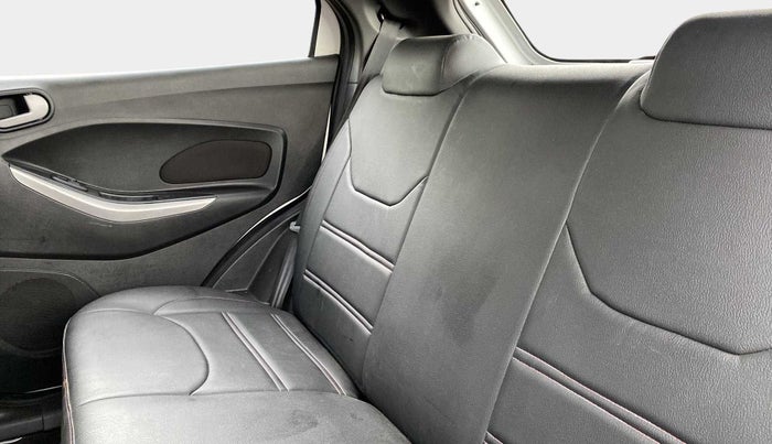 2018 Ford FREESTYLE TREND 1.5 DIESEL, Diesel, Manual, 36,970 km, Right Side Rear Door Cabin