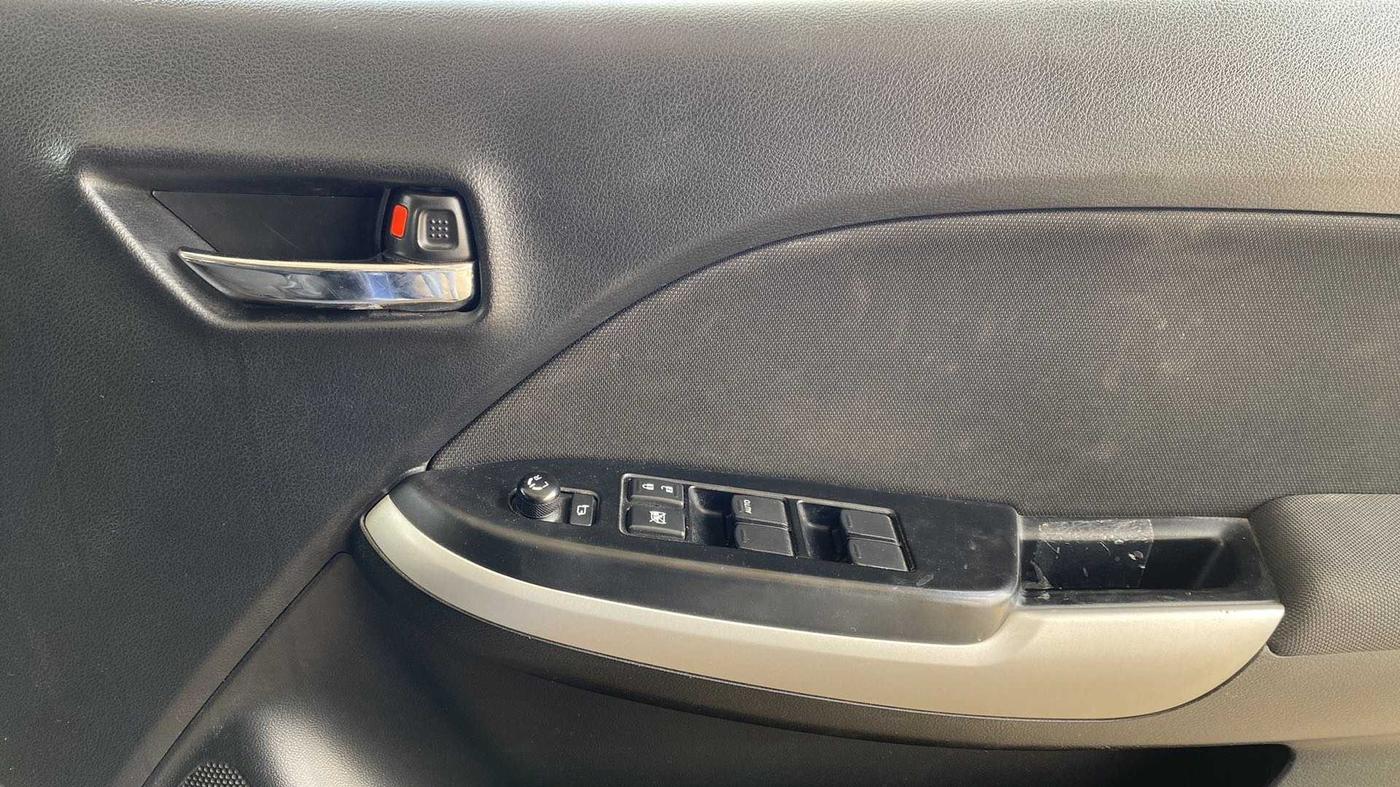 2018 Maruti Baleno DELTA PETROL 1.2, Petrol, Manual, 18,365 km, Driver Side Door Panels Control