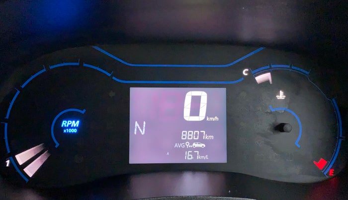 2022 Renault Kwid CLIMBER 1.0 AT, Petrol, Automatic, 9,828 km, Odometer Image