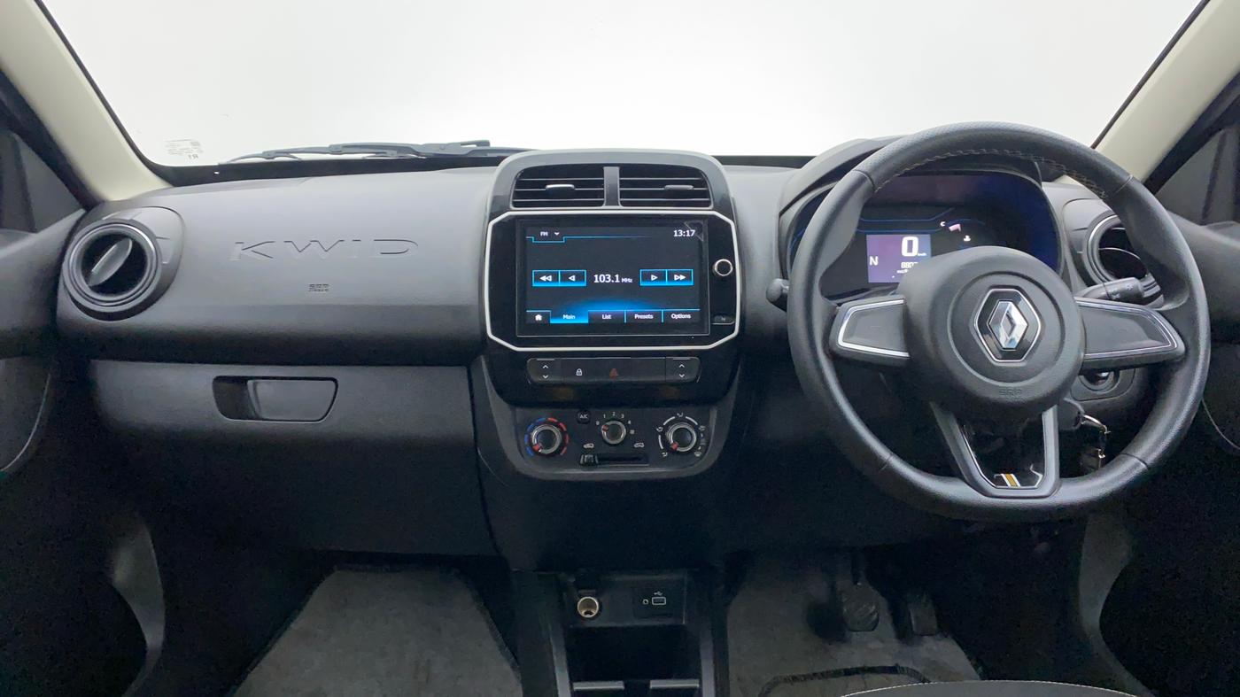 2022 Renault Kwid CLIMBER 1.0 AT, Petrol, Automatic, 9,828 km, Dashboard