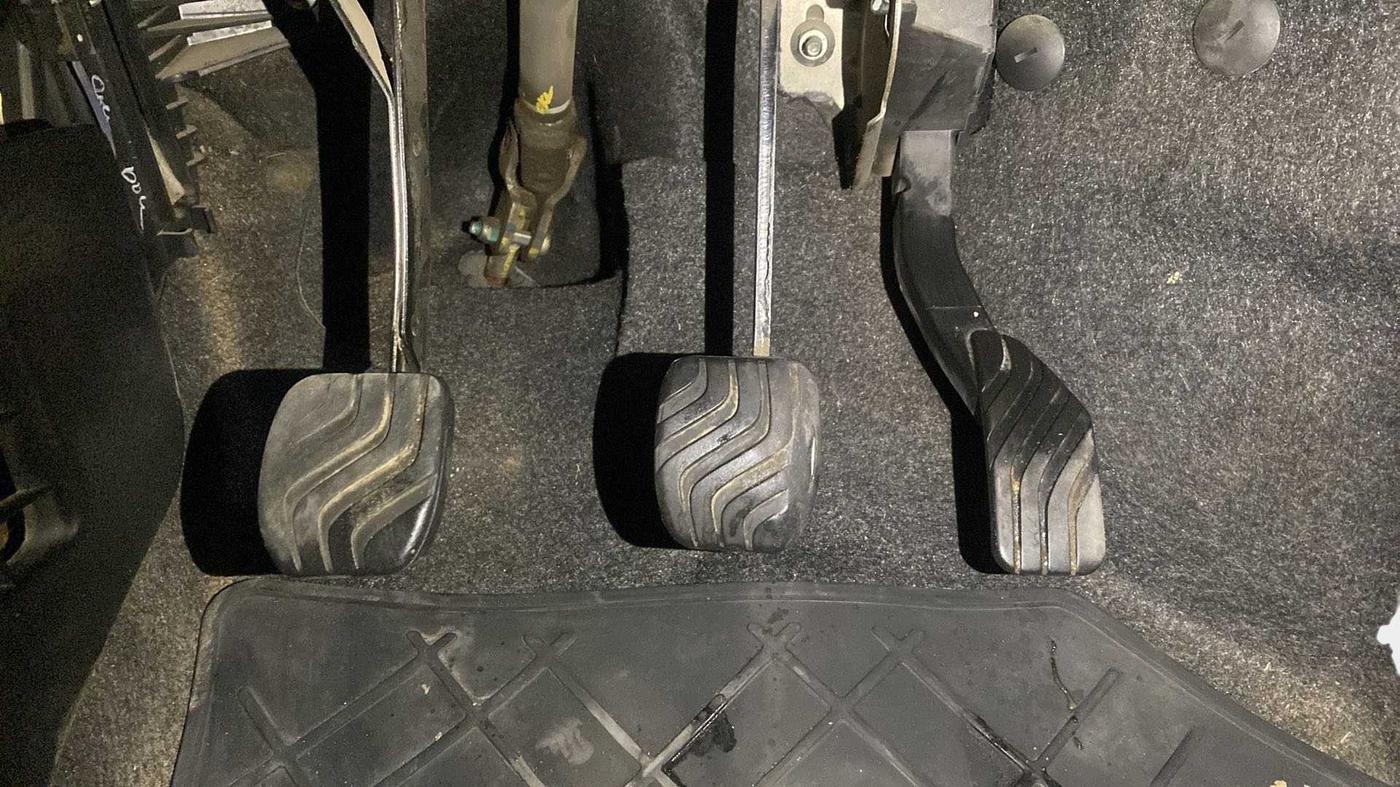 2019 Renault Kwid RXL, Petrol, Manual, 37,478 km, Pedals