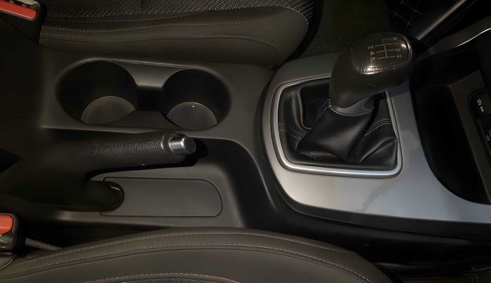 2021 KIA SELTOS HTK 1.5 PETROL, Petrol, Manual, 47,999 km, Gear Lever