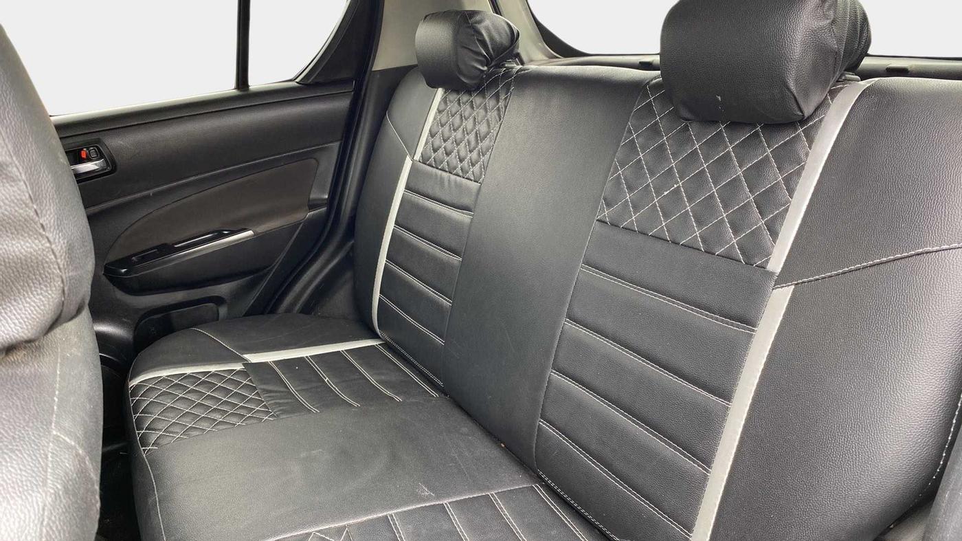 2014 Maruti Swift VXI, Petrol, Manual, 66,174 km, Right Side Rear Door Cabin