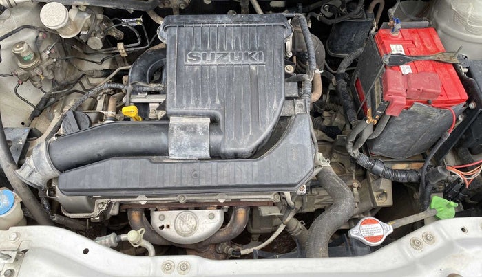 2014 Maruti Swift VXI, Petrol, Manual, 66,174 km, Open Bonet