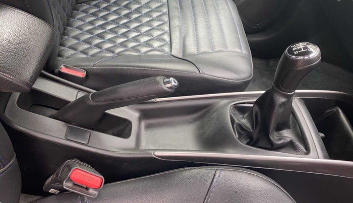 2019 Toyota Glanza V, Petrol, Manual, 59,272 km, Gear Lever