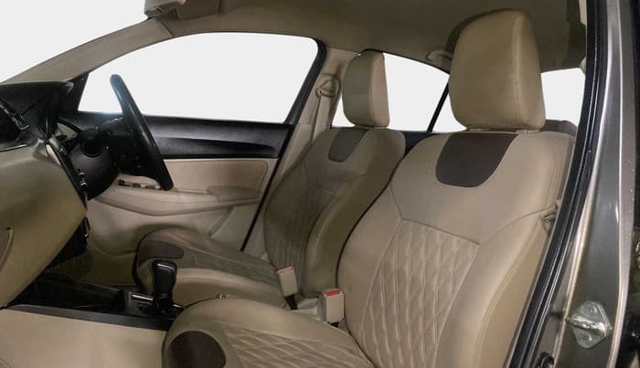2018 Maruti Dzire VDI AMT, Diesel, Automatic, 47,869 km, Right Side Front Door Cabin