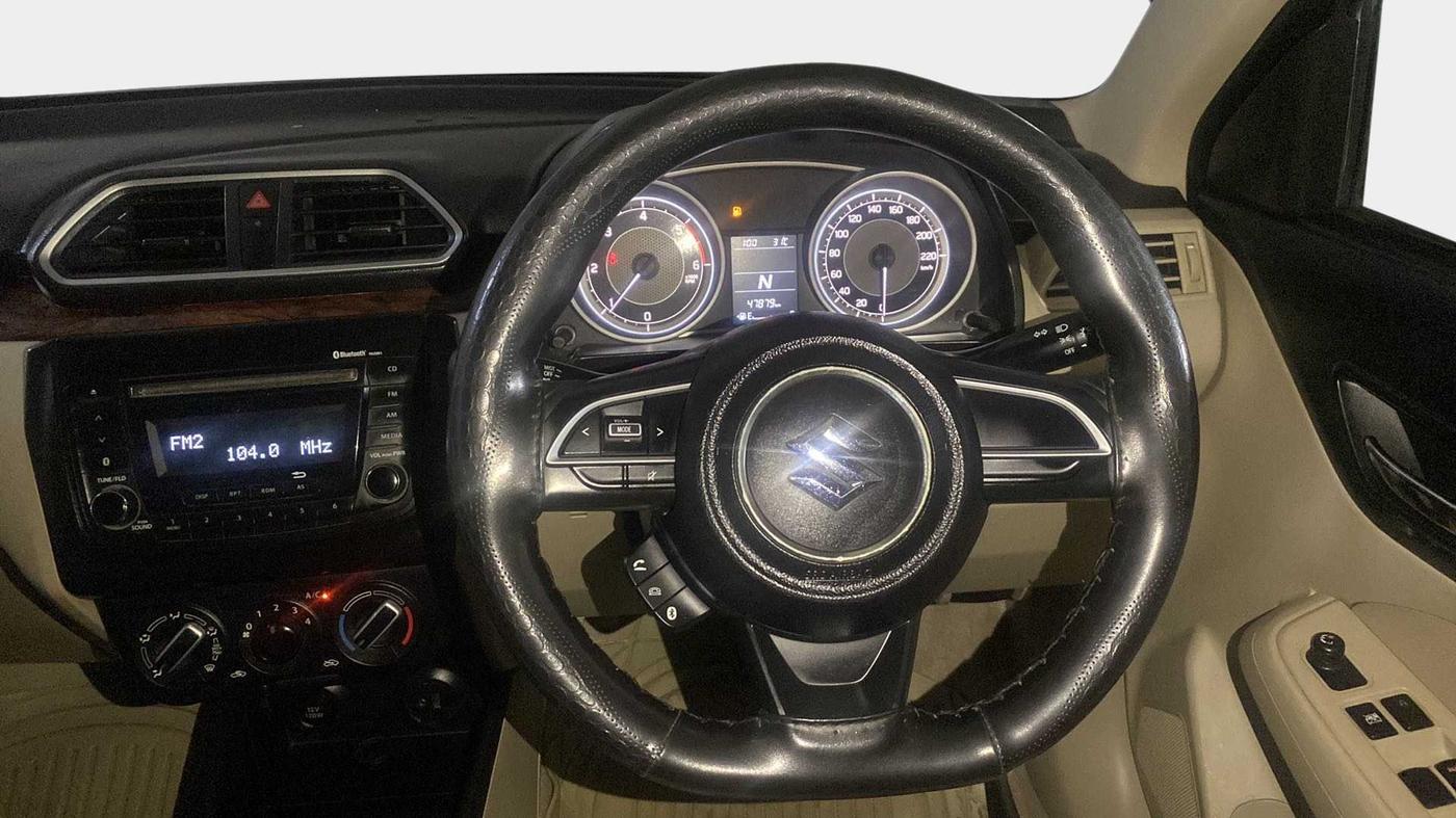 2018 Maruti Dzire VDI AMT, Diesel, Automatic, 47,869 km, Steering Wheel Close Up