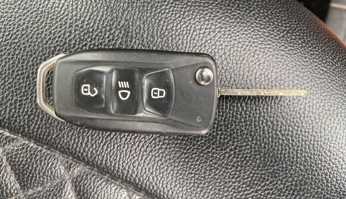 2018 Tata Tiago XZ PLUS DIESEL, Diesel, Manual, 34,217 km, Key Close Up