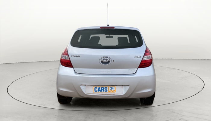 2010 Hyundai i20 MAGNA (O) 1.2, Petrol, Manual, 1,08,506 km, Back/Rear