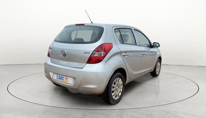 2010 Hyundai i20 MAGNA (O) 1.2, Petrol, Manual, 1,08,506 km, Right Back Diagonal