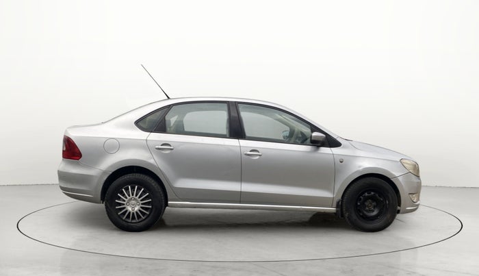 2012 Skoda Rapid AMBITION 1.6 TDI CR MT, Diesel, Manual, 1,00,635 km, Right Side View