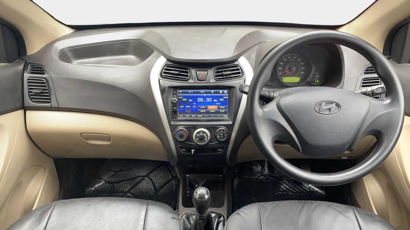 2018 Hyundai Eon ERA +, Petrol, Manual, 75,074 km, Dashboard