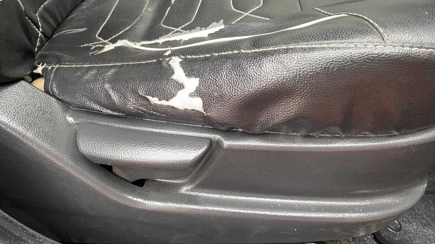 2018 Hyundai Eon ERA +, Petrol, Manual, 75,074 km, Driver Side Adjustment Panel