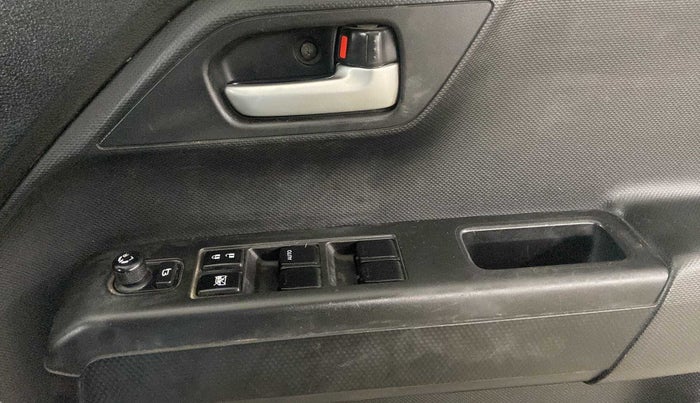 2019 Maruti New Wagon-R ZXI 1.2, Petrol, Manual, 41,599 km, Driver Side Door Panels Control