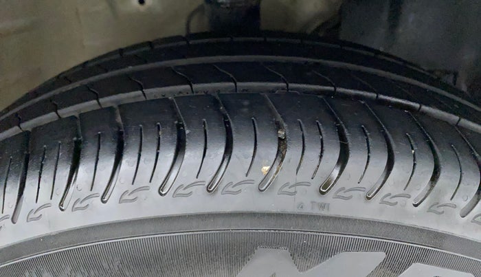 2022 Maruti New Wagon-R ZXI 1.2, Petrol, Manual, 12,132 km, Right Front Tyre Tread