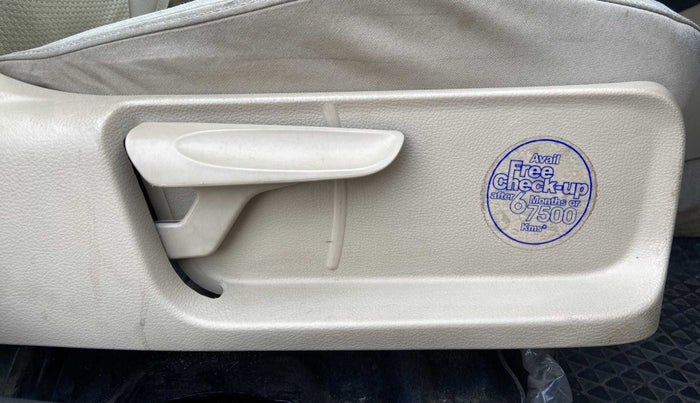 2018 Volkswagen Ameo HIGHLINE1.2L PLUS 16 ALLOY, Petrol, Manual, 19,158 km, Driver Side Adjustment Panel