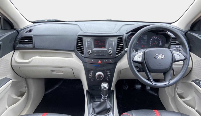 2022 Mahindra XUV300 W6 1.2 PETROL, Petrol, Manual, 19,148 km, Dashboard