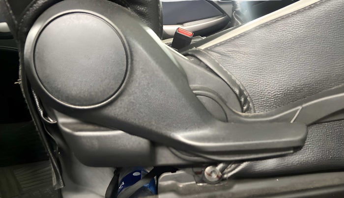 2019 Maruti Baleno ALPHA CVT PETROL 1.2, Petrol, Automatic, 29,008 km, Driver Side Adjustment Panel