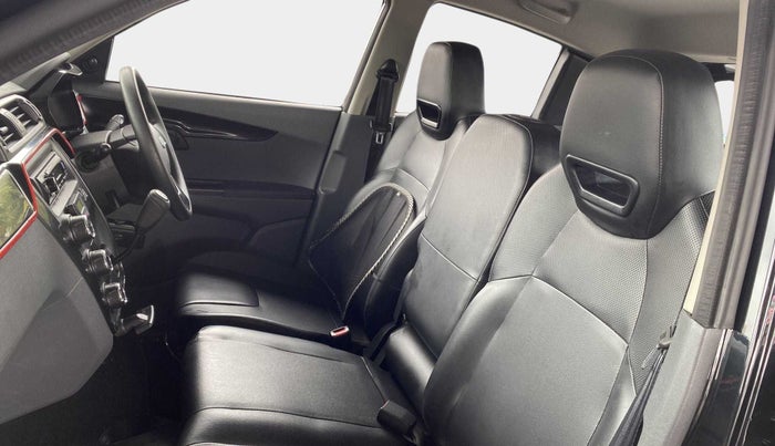 2018 Mahindra KUV 100 NXT K2 P 6 STR, Petrol, Manual, 24,467 km, Right Side Front Door Cabin