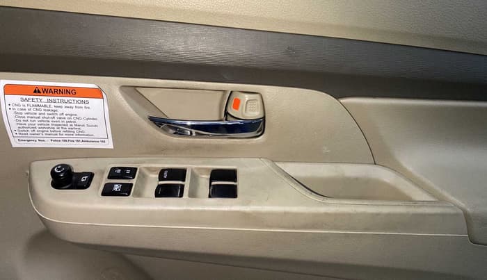 2021 Maruti Ertiga VXI CNG, CNG, Manual, 78,592 km, Driver Side Door Panels Control