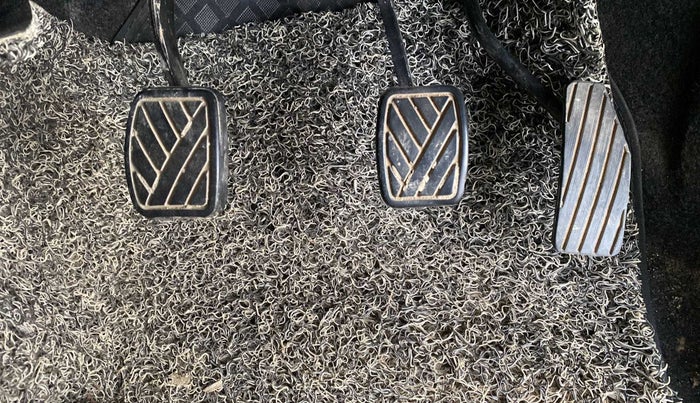 2015 Maruti Wagon R Stingray VXI, Petrol, Manual, 12,034 km, Pedals