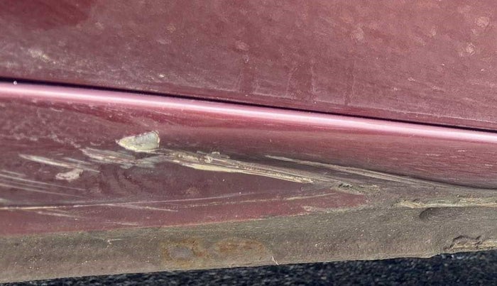 2016 Honda Jazz 1.2L I-VTEC V AT, Petrol, Automatic, 21,756 km, Right running board - Slightly dented
