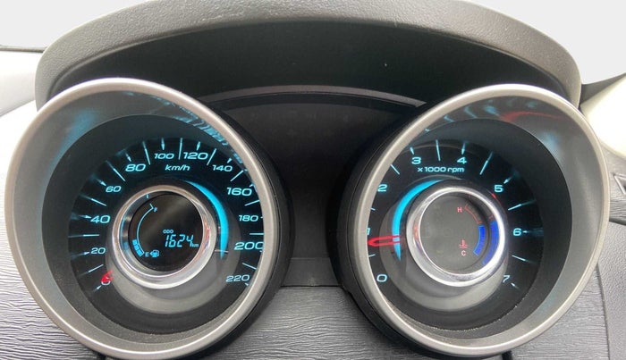 2021 Mahindra XUV500 W9, Diesel, Manual, 1,623 km, Odometer Image