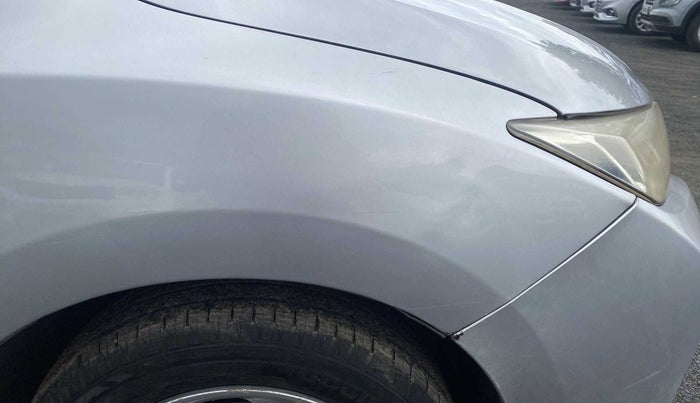 2016 Honda City 1.5L I-VTEC V MT, Petrol, Manual, 1,14,678 km, Right fender - Slightly dented