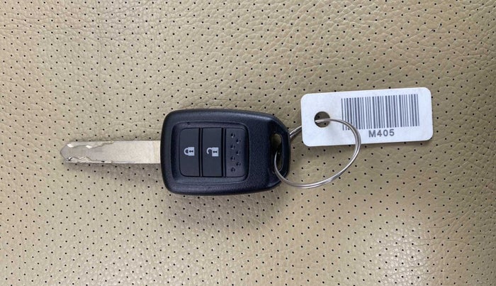 2016 Honda City 1.5L I-VTEC V MT, Petrol, Manual, 1,14,678 km, Key Close Up