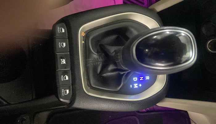 2019 Hyundai NEW SANTRO MAGNA AMT, Petrol, Automatic, 10,722 km, Gear Lever