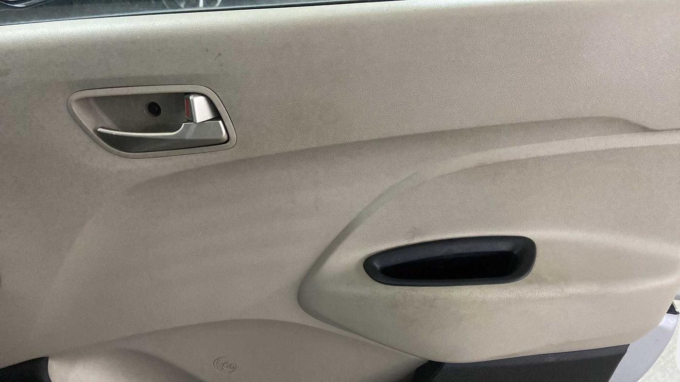 2019 Hyundai NEW SANTRO MAGNA AMT, Petrol, Automatic, 10,722 km, Driver Side Door Panels Control
