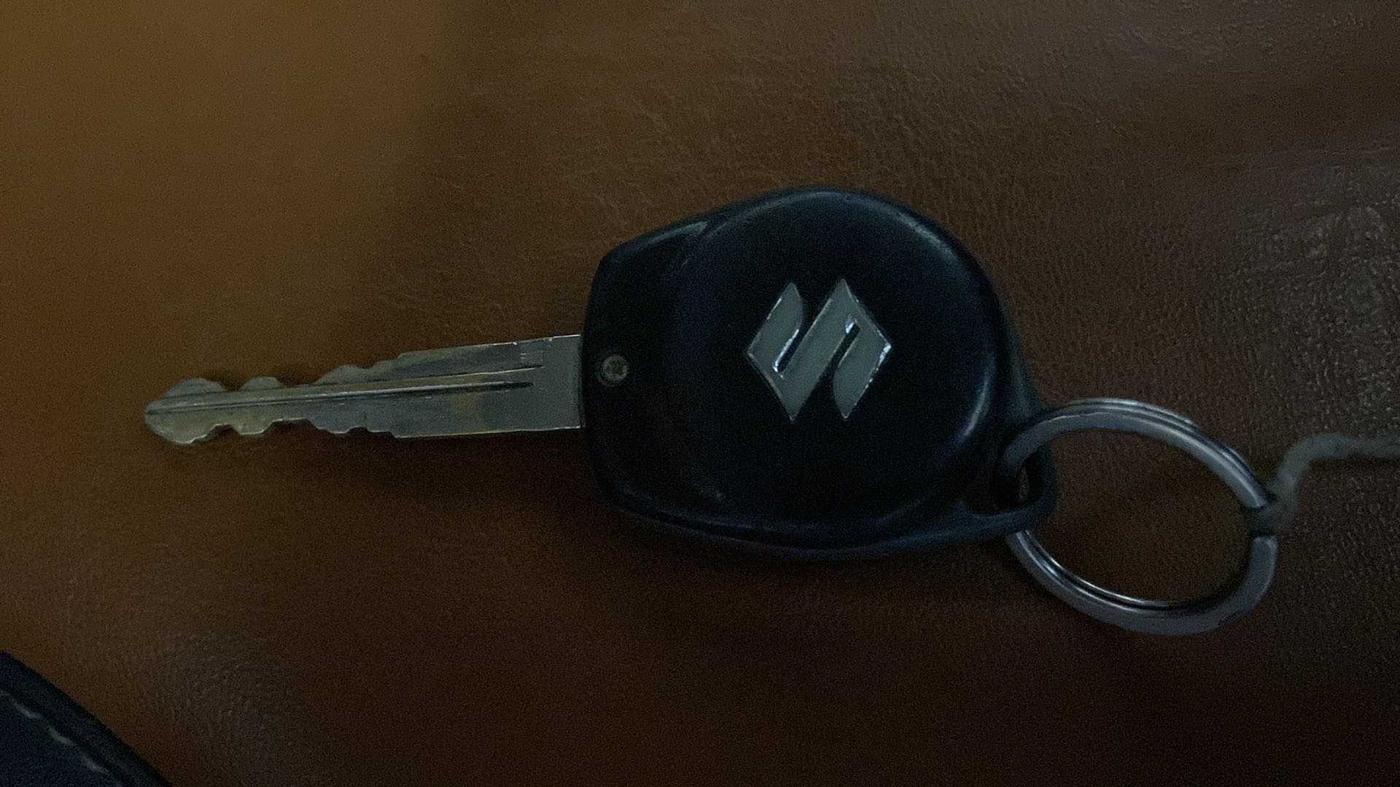 2018 Maruti Baleno DELTA DIESEL 1.3, Diesel, Manual, 66,633 km, Key Close Up