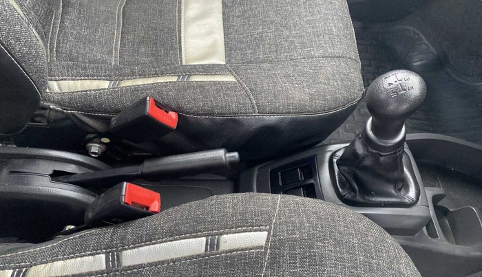 2016 Maruti Alto 800 VXI, Petrol, Manual, 37,125 km, Gear Lever