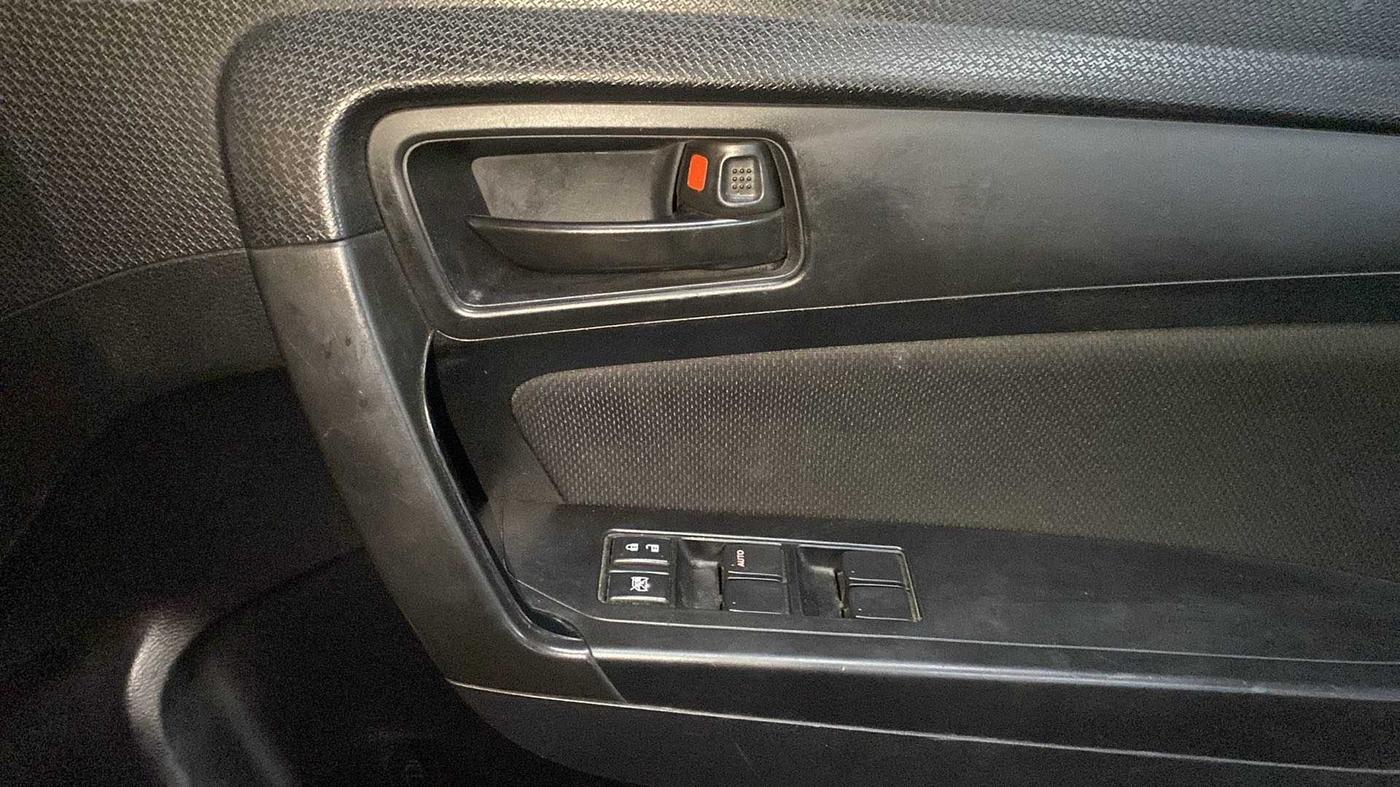 2019 Maruti Vitara Brezza VDI, Diesel, Manual, 68,272 km, Driver Side Door Panels Control