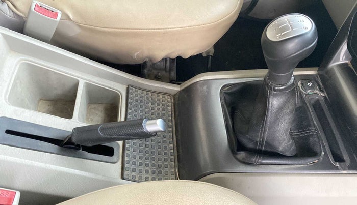 2018 Mahindra Scorpio S7, Diesel, Manual, 63,376 km, Gear Lever