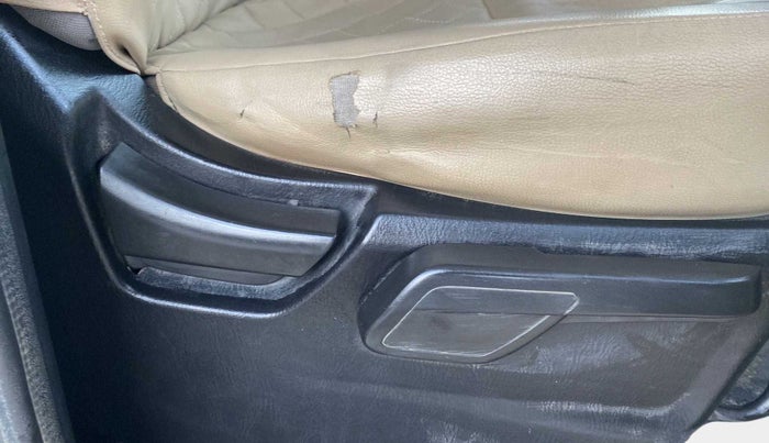 2018 Mahindra Scorpio S7, Diesel, Manual, 63,376 km, Driver Side Adjustment Panel