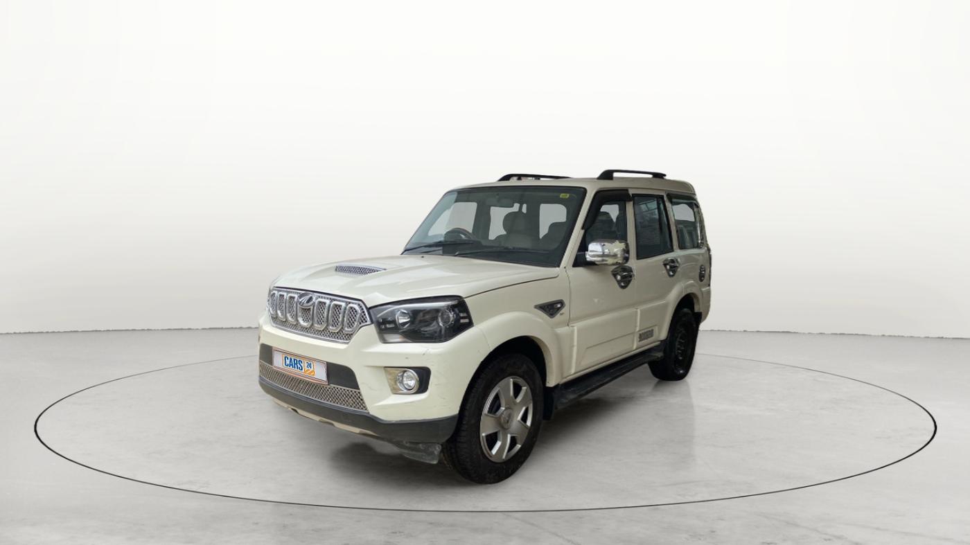 2018 Mahindra Scorpio S7, Diesel, Manual, 63,376 km, Left Front Diagonal