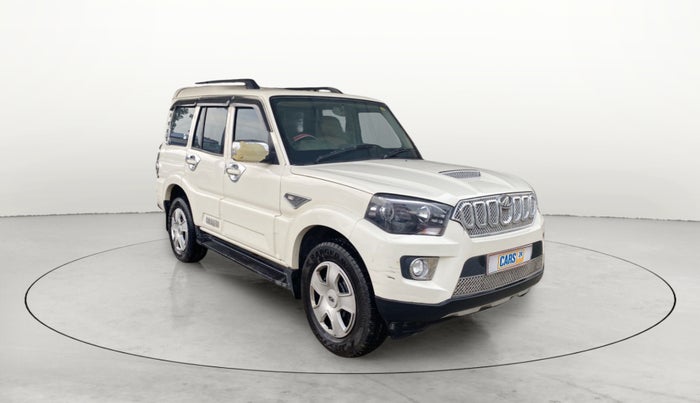 2018 Mahindra Scorpio S7, Diesel, Manual, 63,376 km, Right Front Diagonal