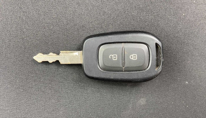 2020 Renault Kwid RXT 1.0 AMT (O), Petrol, Automatic, 8,733 km, Key Close Up