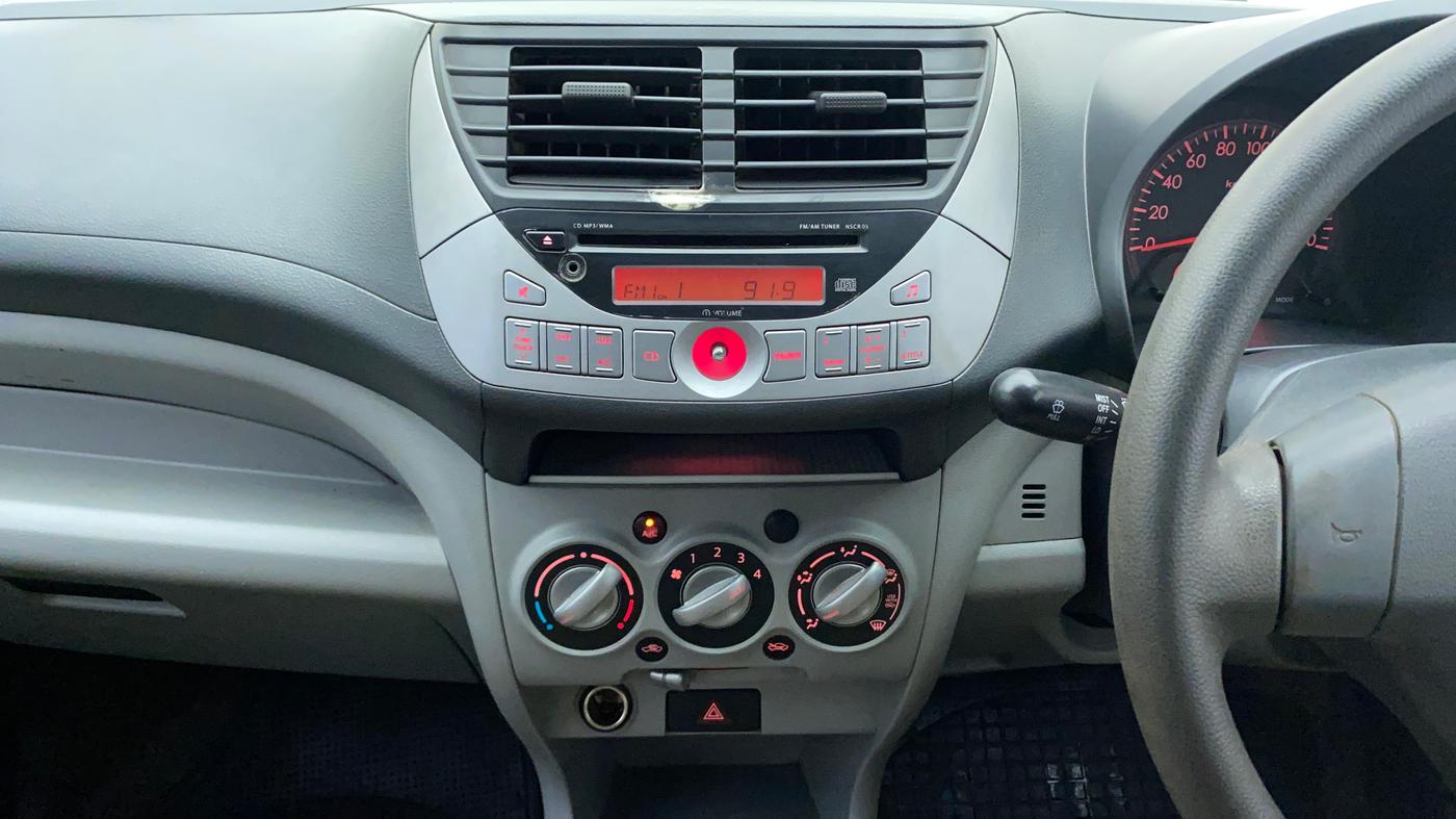 2010 Maruti A Star VXI, Petrol, Manual, 30,831 km, Air Conditioner