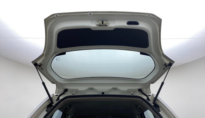 2010 Maruti A Star VXI, Petrol, Manual, 30,831 km, Boot Door Open