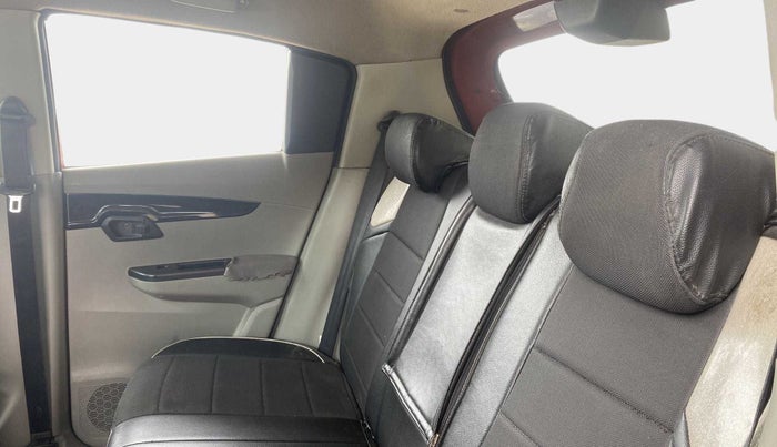 2016 Mahindra Kuv100 K8 6 STR, Petrol, Manual, 1,03,687 km, Right Side Rear Door Cabin