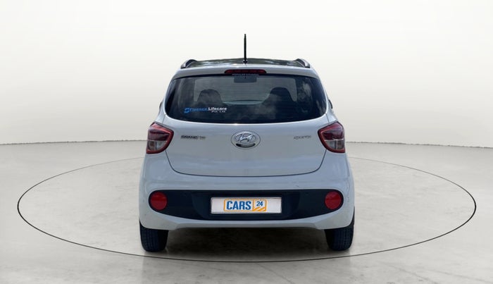 2018 Hyundai Grand i10 SPORTZ 1.2 KAPPA VTVT, Petrol, Manual, 1,12,488 km, Back/Rear