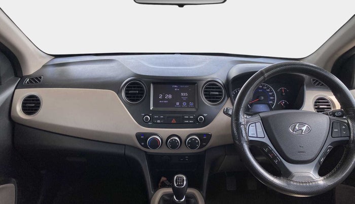 2018 Hyundai Grand i10 SPORTZ 1.2 KAPPA VTVT, Petrol, Manual, 1,12,488 km, Dashboard