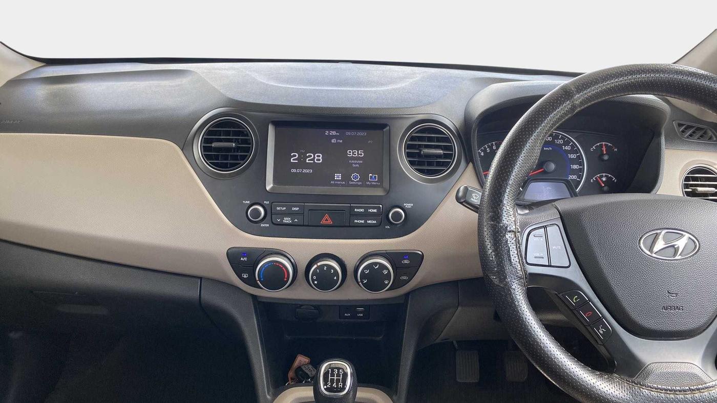 2018 Hyundai Grand i10 SPORTZ 1.2 KAPPA VTVT, Petrol, Manual, 1,12,488 km, Infotainment System