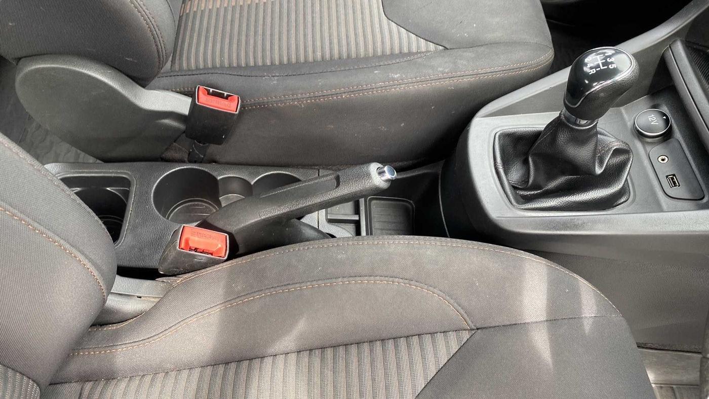 2019 Ford FREESTYLE TREND 1.2 PETROL, Petrol, Manual, 34,980 km, Gear Lever