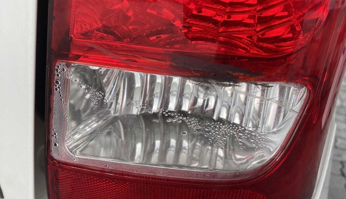 2018 Maruti Wagon R 1.0 VXI AMT, Petrol, Automatic, 35,649 km, Right tail light - < 2 inches,no. = 2