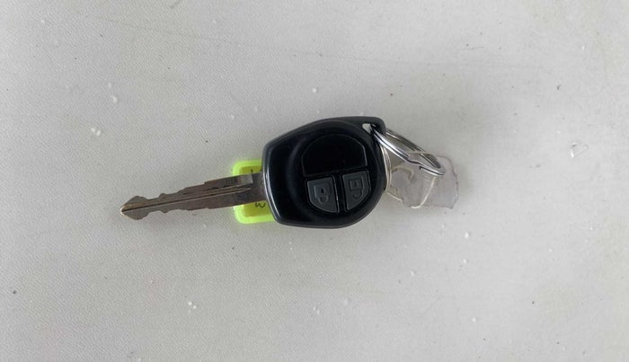 2018 Maruti Wagon R 1.0 VXI AMT, Petrol, Automatic, 35,649 km, Key Close Up