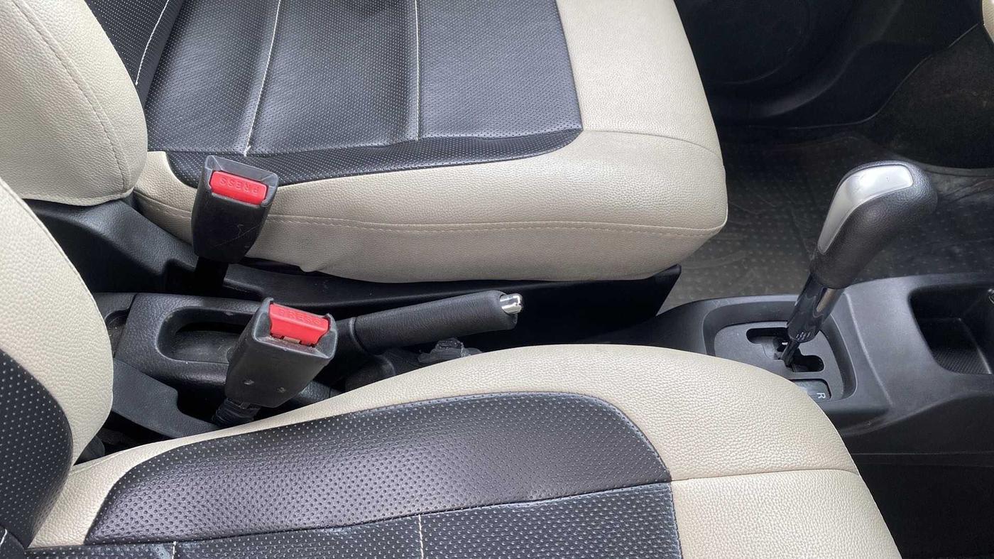 2018 Maruti Wagon R 1.0 VXI AMT, Petrol, Automatic, 35,649 km, Gear Lever
